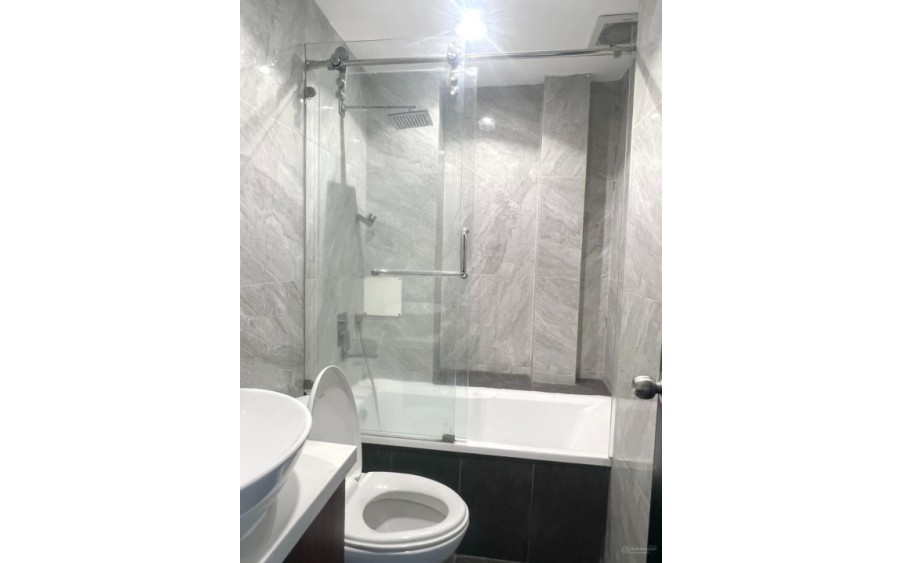 Bán nhà NGUYỄN GIA TRÍ D2 P.25 Bình Thạnh, 5mx20m 4 tầng, 16tỷ7 sát ĐH HUTECH, NHÀ MỚI