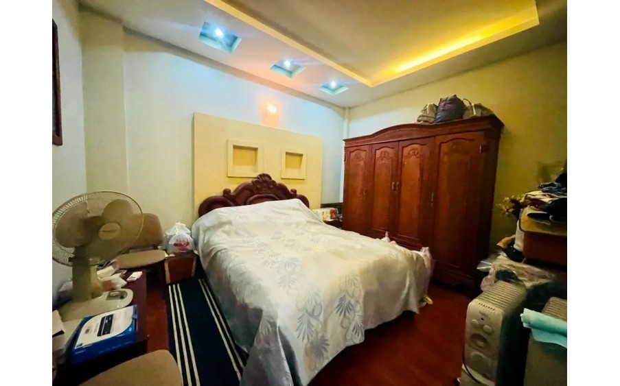 ĐƯỜNG LÁNG 50/78M 5 TẦNG MT 5.6M CHỈ NHỈNH 10 TỶ. NHÀ PHÂN LÔ 6 PHÒNG NGỦ TRUNG TÂM ĐỐNG ĐA