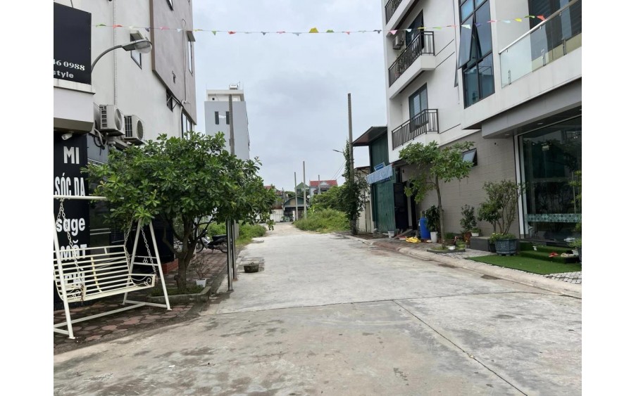 bÁN 45M2 ĐẤT mặt đường ô tô tránh - 2 mặt thoáng tại  Bắc Hồng – Đông Anh,đường rộng 7m hai ô tô tránh nhau.
