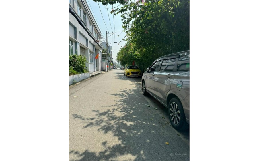 Bán Nhà Trệt Lầu, DT 6.7x14.5m nở hậu Mặt Tiền Kinh Doanh P.linh Đông
