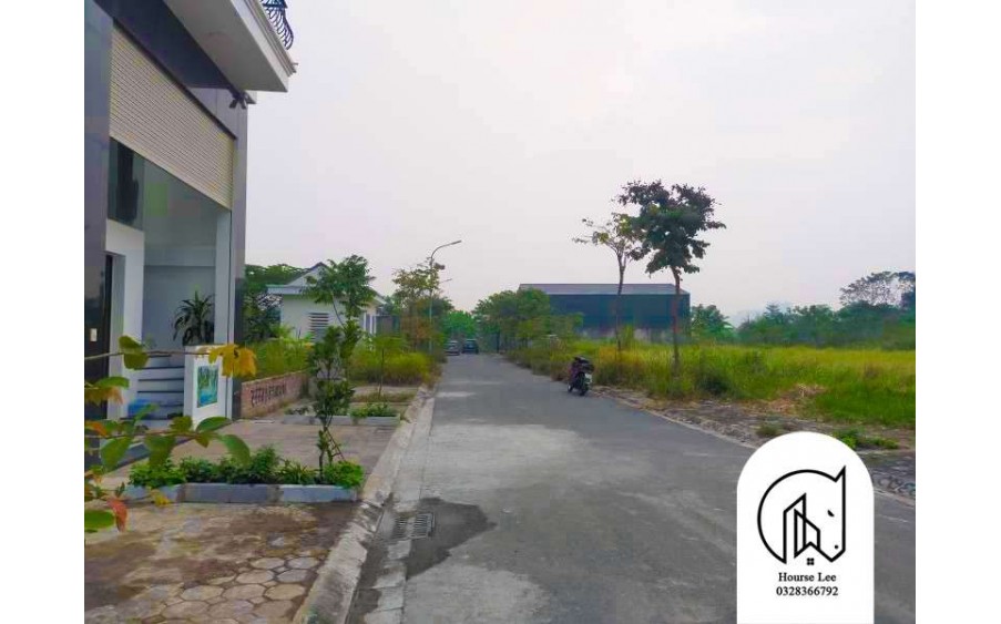 Mảnh đất đẹp Xóm Lò Thanh Am, đường oto tránh vỉa hè rộng 86m, mặt tiền: 5m, 10 tỷ 9