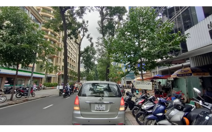 Siêu phẩm Toà nhà Góc 2MT, vị trí VIP gần Hồ Con Rùa quận Nhất Sài Thành