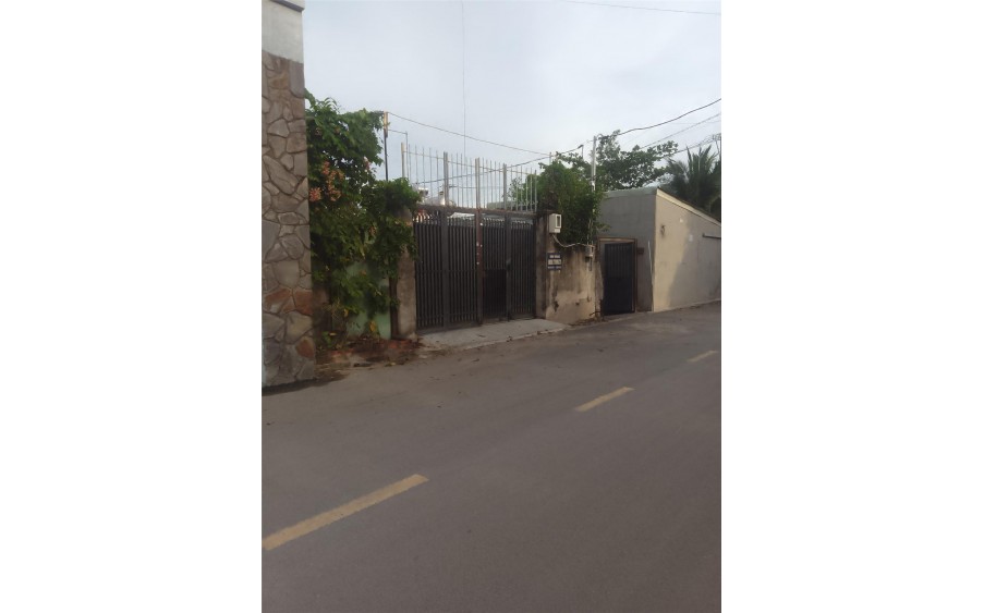 Nền nhà mặt tiền , tiện kinh doanh, điện nước, internet, Q.12  TP.Hochiminh