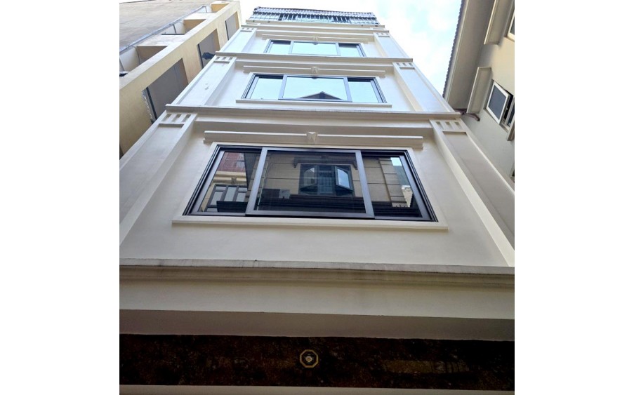 TRẦN THÁI TÔNG  - 49m2 x 5Tầng - Ô TÔ cách 10m - KD  CHO THUÊ - 2 THOÁNG   - Nhỉnh 8 TỶ