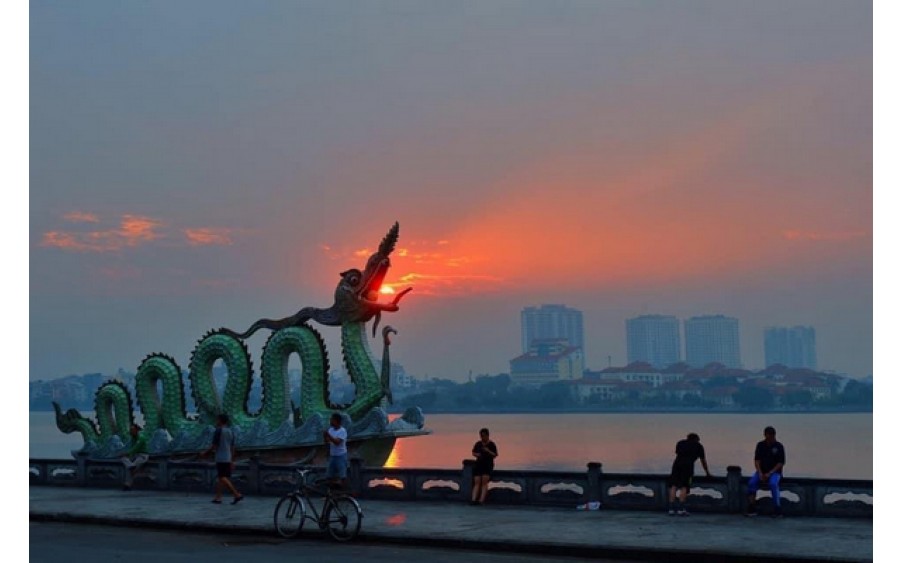Siêu phẩm Hồ Tây tương lai mặt phố, ô tô vào sân nhà, dtich 77m, mt 4.7m