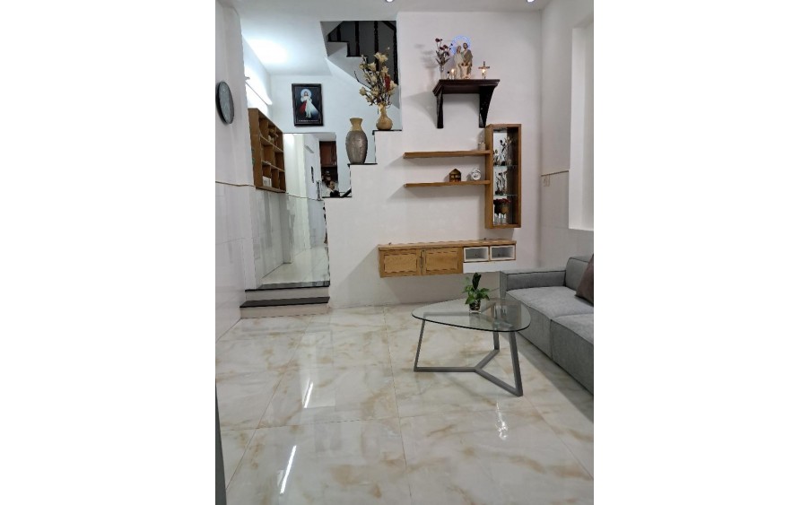 NHỈNH 5 TỶ CÓ NGAY HÀ 4,  HẺM 6M, 70M2, TẦNG NGAY CHỢ LẠC QUANG, QUẬN 12