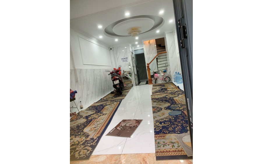 Bán nhà quận 11, đường Thái Phiên, 52m2, 6 tầng, hẻm xe hơi, 11.3 tỷ