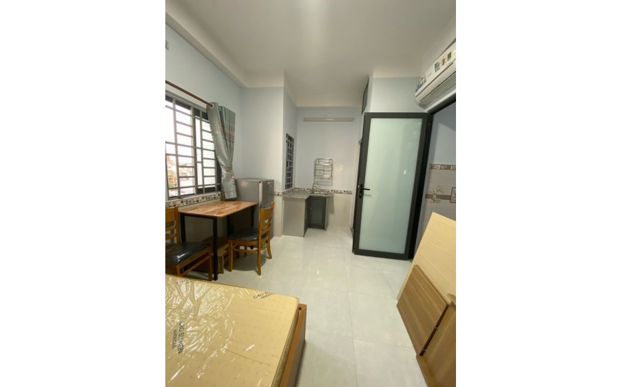 Bán nhà quận 10, Cách Mạng Tháng Tám, 50m2, căn hộ dịch vụ, 6 tầng, 10.5 tỷ