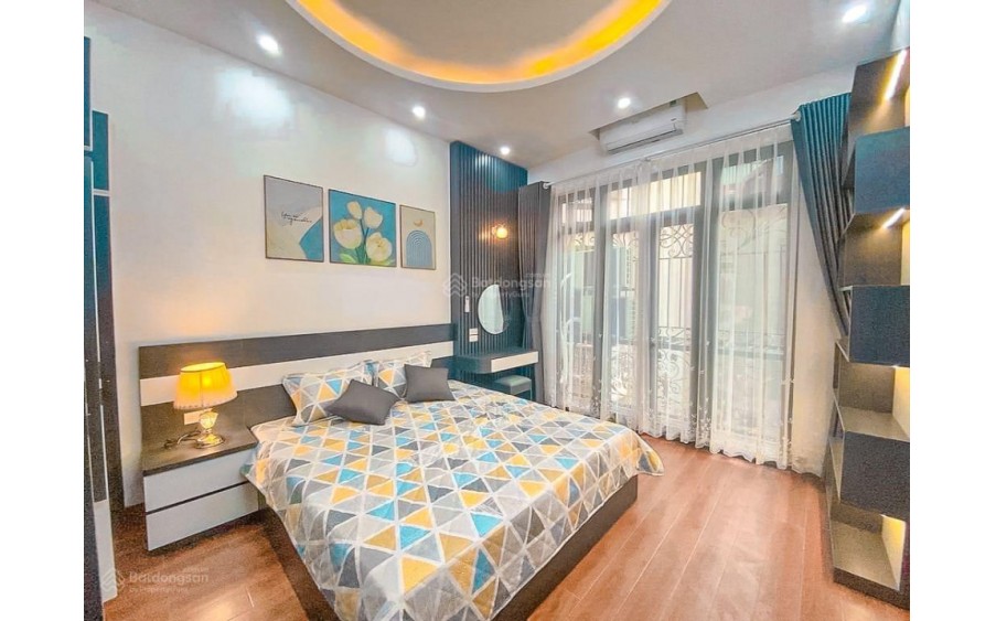 Bán nhà Nhân Hoà TT Thanh Xuân, mới đẹp ở ngay. 41m2 x mt 5m. Ngõ bàn cờ 15m ra ô tô.