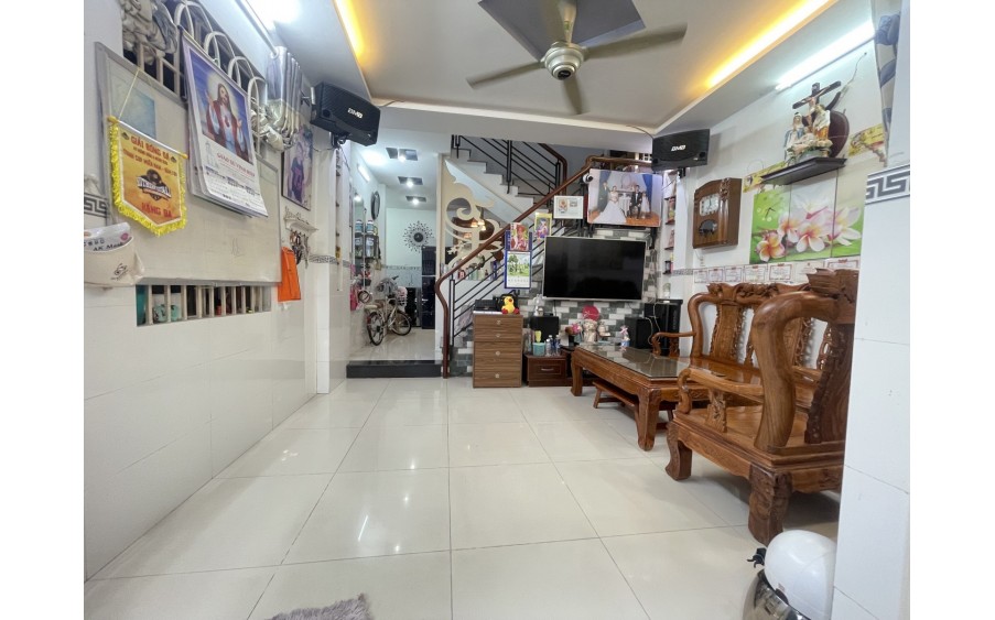 BÁN NHÀ CHÍNH CHỦ, 5x10M 2 TÀNG, CHỈ HƠN 3 TỶ