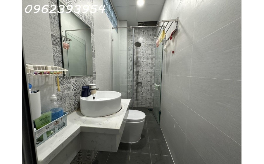 Cần bán nhà 3 tầng 72m2 full thổ cư phường Đông Hòa, Thành Phố Dĩ An