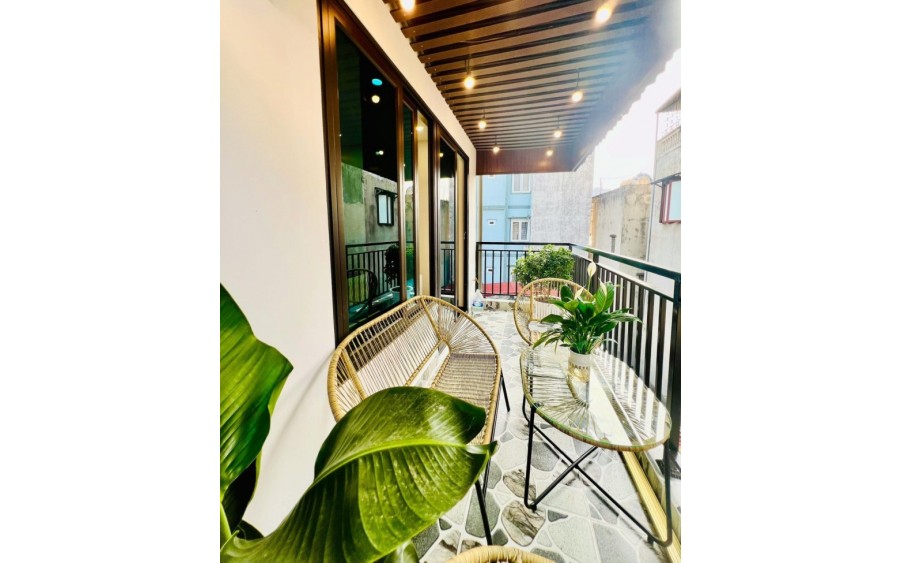 Bán Đất 50m Tặng Nhà Cấp 4 Đại Từ, Giá 4.8 Tỷ - Khu Vực Phát Triển, Ô Tô Đỗ Cửa