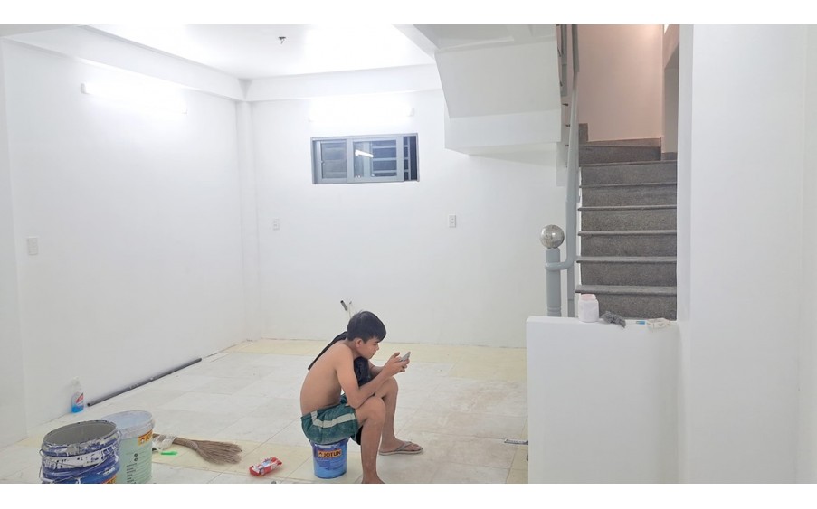 Bán nhà HXH Thành Thái, Phường 14, Q10, 32m2, 5 tầng, 5PN, 3 mật thoáng