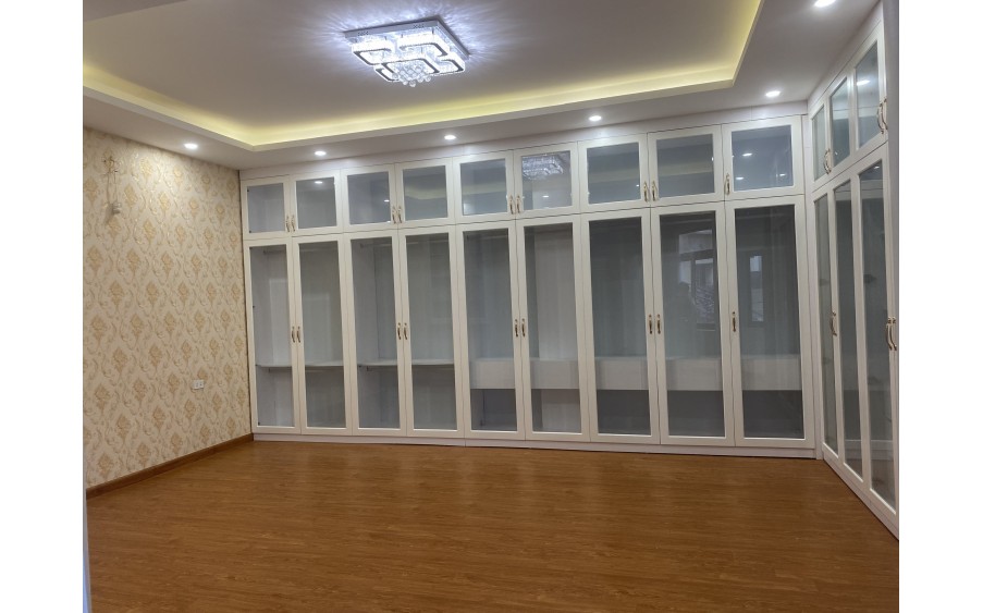 Cho thuê nhà ô tô đỗ cửa ở Nhân Hòa, Thanh Xuân. 15tr