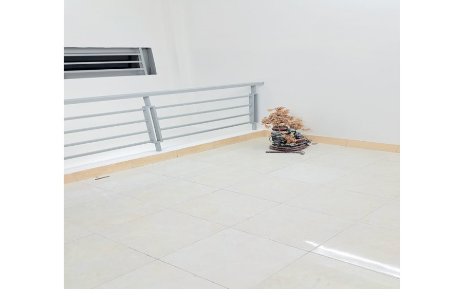 Bán nhà HXH Thành Thái, Phường 14, Q10, 32m2, 5 tầng, 5PN, 3 mật thoáng
