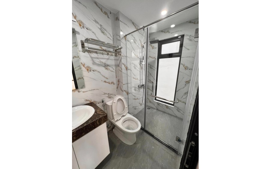 Tôi chính chủ cho thuê cả nhà đẹp mới, Khu Thanh Xuân Bắc, 88m2* 4.5T- 17 Tr, VP, Kinh doanh
