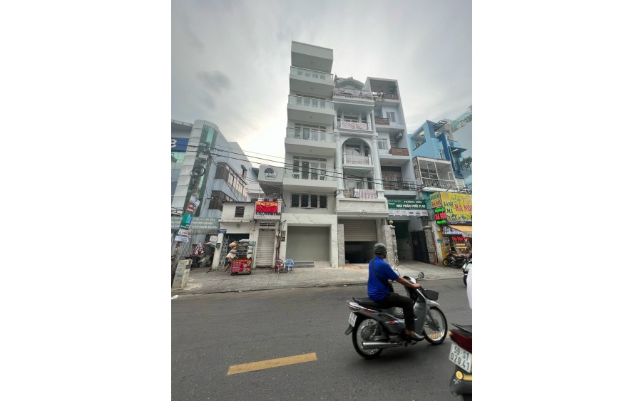 Bán Nhà MẶT TIỀN KD đường 3 tháng 2,Q.10,DT:4,5mx25m,KC:6 lầu,Giá:35 tỷ
