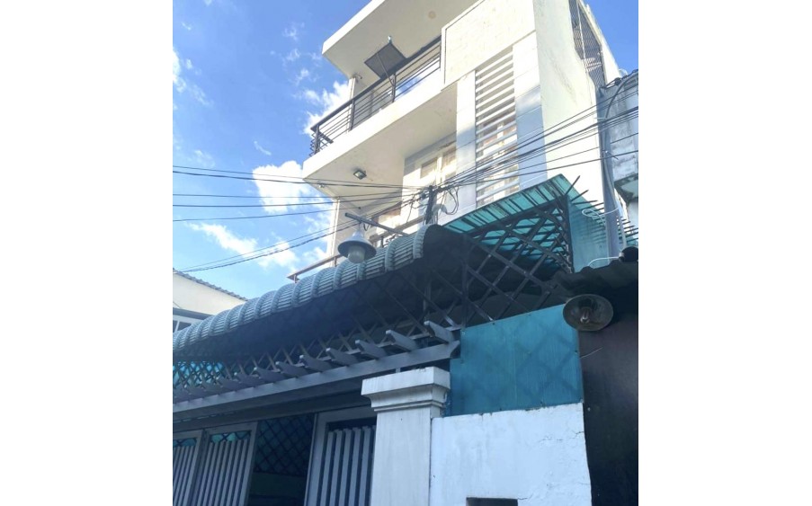 CỰC SỐC ! CẦN BÁN GẤP, HXH, NGANG KHỦNG 9.8M2, QUẬN 2, DT 135M2, CHỈ 8.7TY
