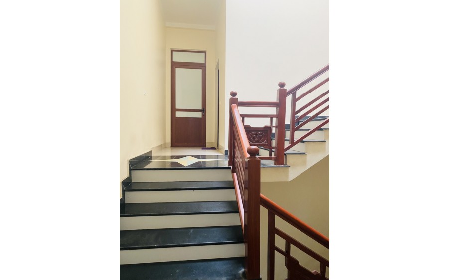 Bán nhà 3 tầng khu Võ Cường gần trường Sao Mai.