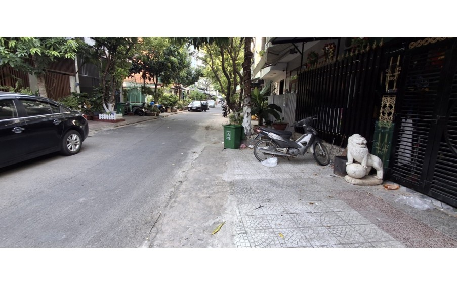 Nhà trọ 3 tầng dòng tiền cao mặt tiên Hải Châu Đà Nẵng đất 90m2 ngang 5m giá hơn 6 tỷ