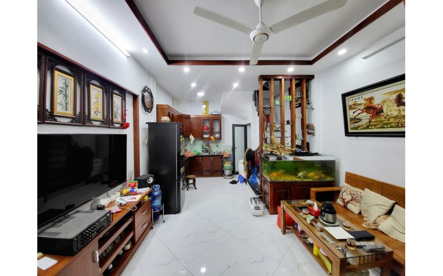 Bán nhà ngõ phố Lý Thái Tổ Hoàn Kiếm Hà Nội