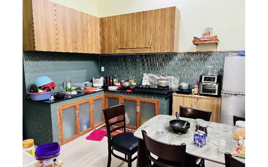 BÁN NHÀ TRỆT 2 LẦU SÂN THƯỢNG ĐÚC (5.3X16.5) THỚI AN 16, Q12 (SÁT MẶT TIỀN - XE HƠI NGỦ TRONG NHÀ)