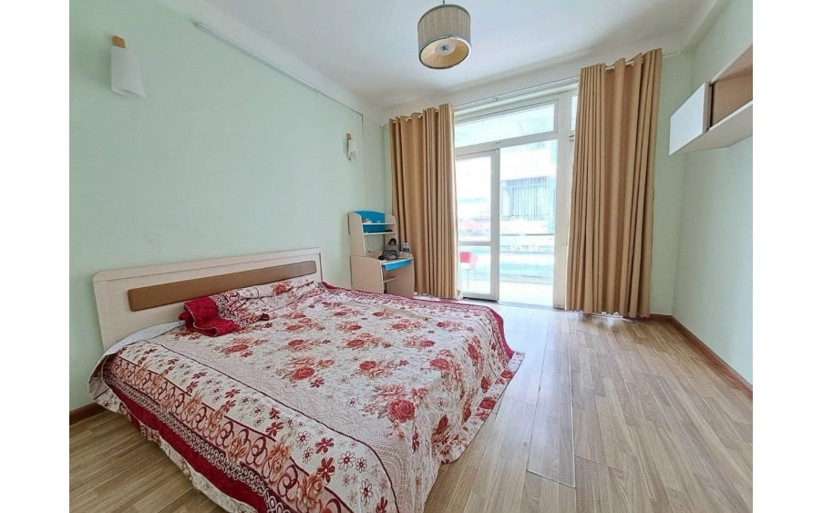 Cho thuê nhà đẹp vừa mới sơn sửa lại như nhà mới xây - khu dương đình nghệ