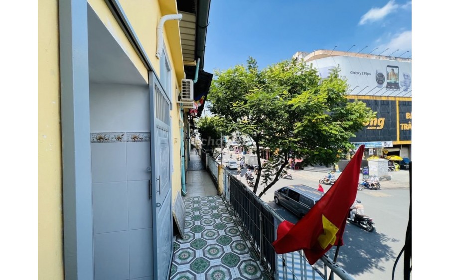 CĂN HỘ 90M2 NGAY LÊ QUANG SUNG P2Q6 CHỈ 3 TỶ HƠN