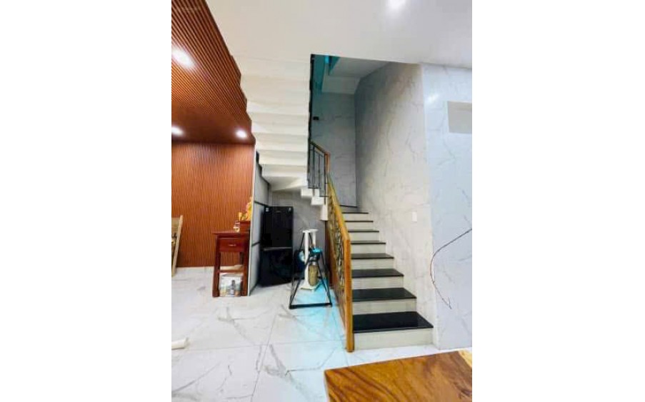 Đẹp KHÔNG TÌ VẾT – 3 Tầng 83m2 Chỉ 5.9 Tỷ - Bán Nhà Tăng Nhơn Phú A, Sân Oto, 5 PN, Tặng Full Nội Thất