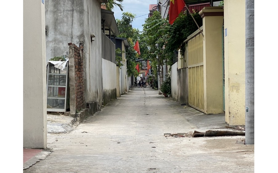 HÀNG SIÊU HIẾM OTO VÀO TẬN NHÀ - ĐƯỜNG TRẢI NHỰA ĐẸP- GIÁ ĐẦU TƯ-60M-XUÂN TRẠCH-XUÂN CANH - CÁCH 50M RA BÌA LÀNG-NHÌN RA VIN CỔ LOA