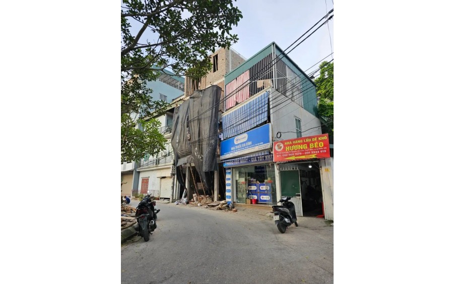 BÁN NHÀ MỚI ĐẸP NGUYỄN VĂN LINH 32M2,5 TẦNG, 7 TỶ.GARA Ô TÔ, Ô CHỜ THANG MÁY.NGÕ THÔNG.