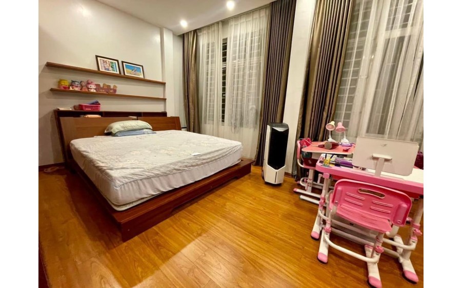 BÁN GẤP NHÀ KHU HOÀNG CẦU, TRẦN QUANG DIỆU, 50M, 5 TẦNG, NGÕ PHÂN LÔ, KINH DOANH, Ô TÔ, GIÁ CHỈ 14,X TỶ, LH 0904263664