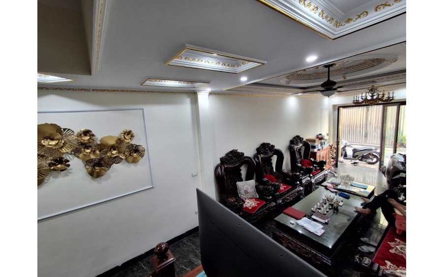 Duy nhất 1 căn Nguyễn Văn Viên Hai Bà Trưng 28mx4T mặt ngõ thông kinh doanh ở ngay nhỉnh 4 tỷ