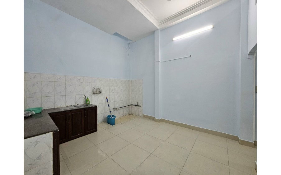 Nhà 50.6m2 hẻm xe hơi Phan Huy Ích, P.14, Gò Vấp
