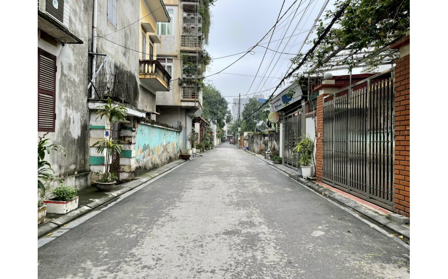 Chính chủ Bán gấp Đất thị trấn Đông Anh: Diện tích 154m, mặt tiền 6m hậu 6m, hương Nam giá 8 tỷ