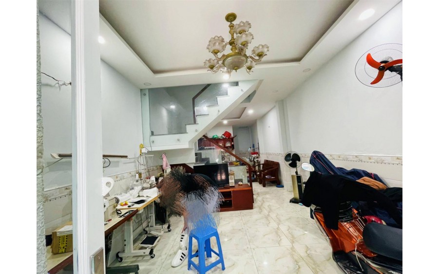 Bán nhà HXH thông Trần Thánh Tông quận Tân Bình 52m2 2 tầng chỉ nhỉnh 4 tỷ.