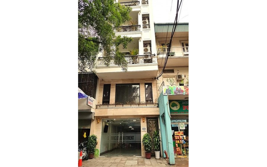 GIA ĐÌNH TÔI CẦN BÁN NHÀ MẶT PHỐ YÊN PHỤ > 70 TỶ 200M x 9 TẦNG THANG MÁY NHẬP KHẨU - ĐIỀU HOÀ ÂM TRẦN - HỆ THỐNG PCCC - NỘI THẤT XỊN XÒ - GIA ĐÌNH TỰ