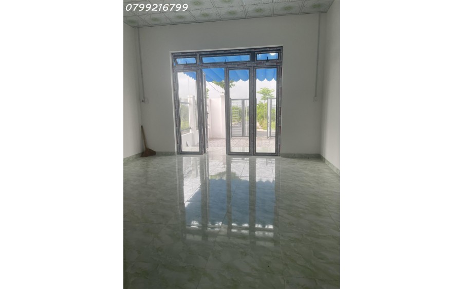 Cần bán gấp lô đất sổ riêng thổ cư Bình Minh Trảng Bom Đồng Nai 1 sẹc QL1A . Hỗ trợ vay 3 bên.Gía bán 1 tỷ 150 /nền.LH 0799 216 799 em Trinh.