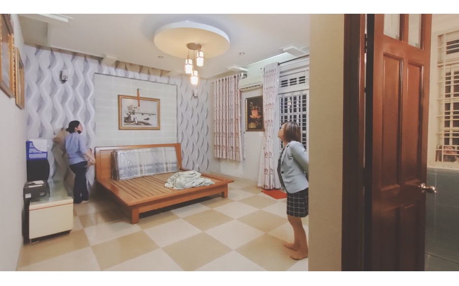 Cho thuê văn phòng ngay gần UBND Q12, hxh CỰC RỘNG