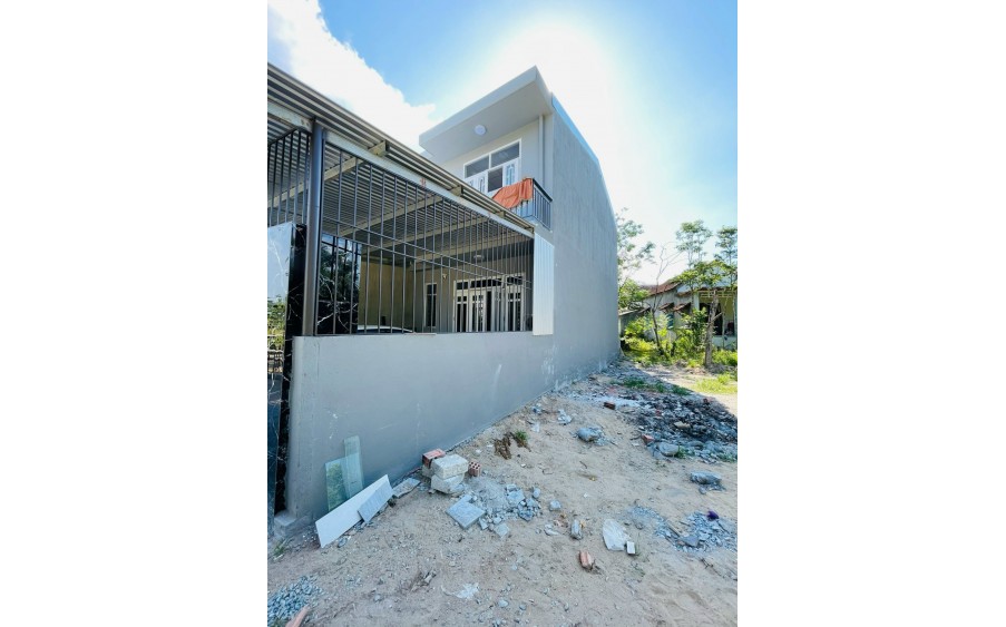 Bán nhà 2 tầng ô tô Tôn Thất Sơn, phường Thuỷ Phương, Tp.Huế giá chỉ 1,x Tỷ