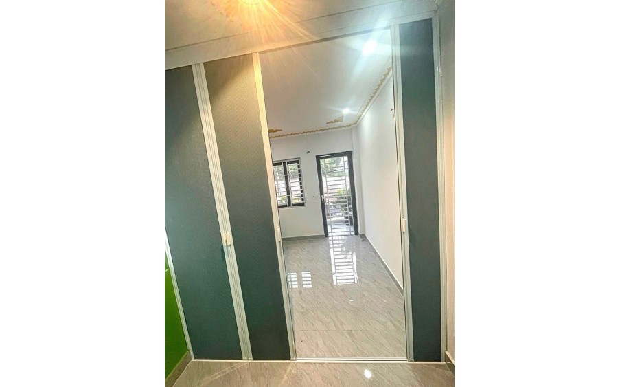 CHỈ 2 TỶ - Nhà Gần Bệnh Viện Bình Tân - 24M2 - 2 TẦNG - HXH