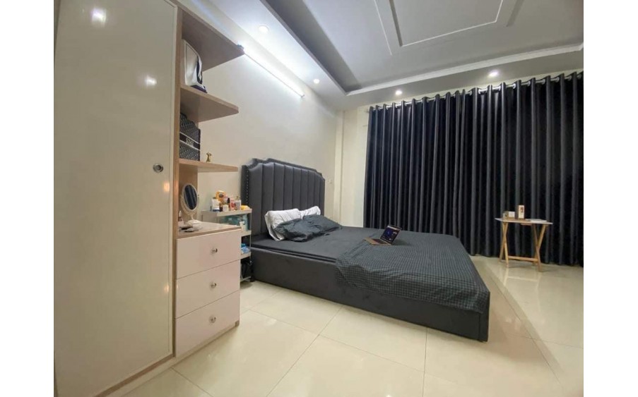 Bán nhà Định Công Thượng, lô góc, ô tô vào nhà, dổ đẹp 52m2, chỉ 6 tỷ hơn