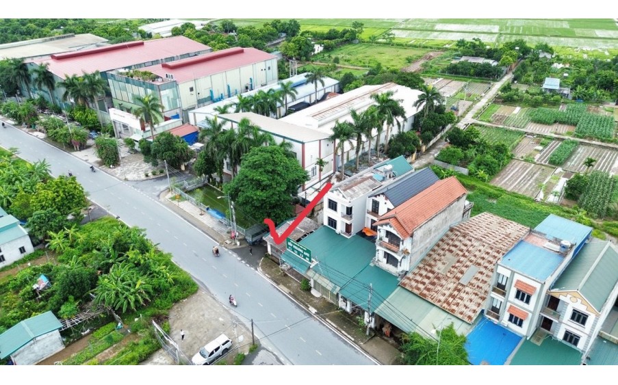 TIẾP TỤC 1 lô góc 2 mặt tiền Trục chính tỉnh lộ 419 Kinh doanh ra mắt cả nhà.
Nằm giữa khu vực tập trung dân cư cao
Đầy đủ tiện ích, không 1 lỗi