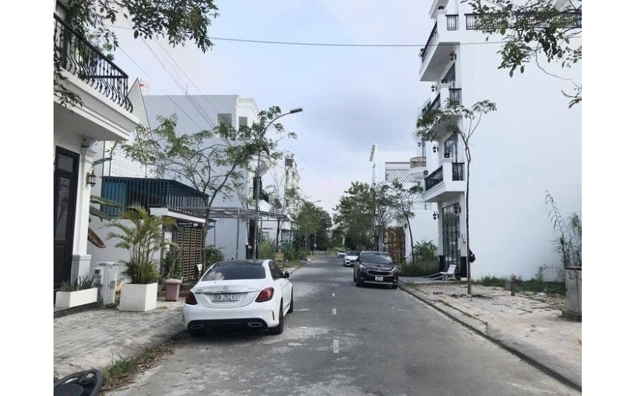 Nhà chính chủ giá ngộp TP Thuận An