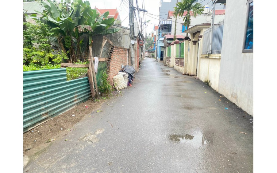 MẶT ĐƯỜNG KINH DOANH HÀ ĐÔNG CHỈ 2,x tỷ nhỏ - rẻ như trong ngõ - không mua lô này thì mua đâu ??
- diện tích 42m sẵn sổ đỏ
