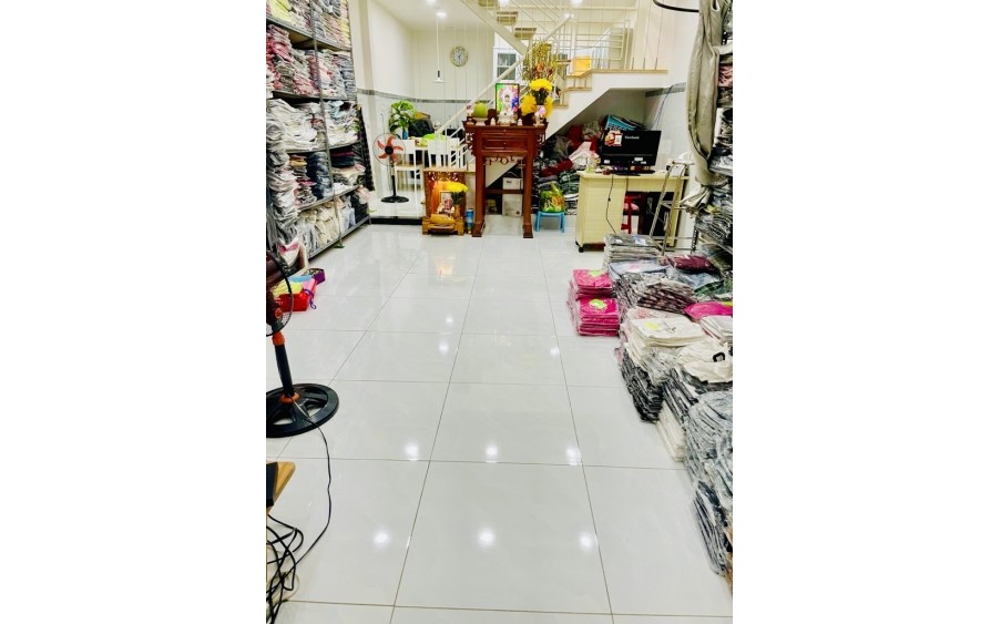 NGAY ĐHCT - HẺM Ô TÔ ĐỖ CỬA THẲNG 1 TRỤC - NHÀ MỚI 62M 2 TẦNG NHỈNH 5 TỶ