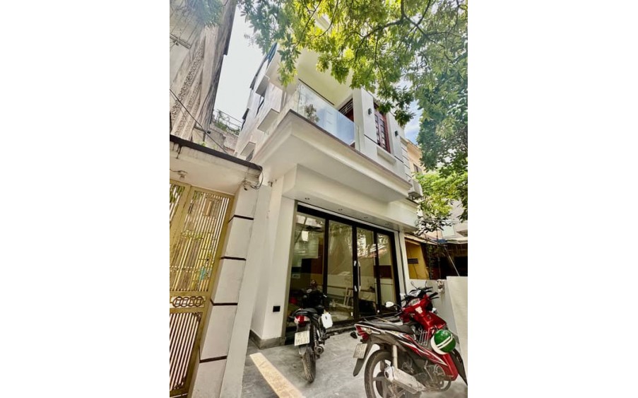 BÁN NHÀ phố Nguyễn Chí Thanh, DT 62m2, MT 6m, lô góc, 30m ra ô tô nhà mới full nội thất. Giá chỉ 9 tỷ.