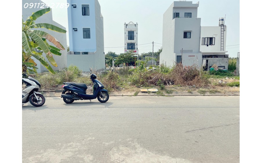 Lô đất mặt tiền chính SamSung Village Bưng Ông Thoàn kế bên KCNC Samsung, Liên Phường - Đón sóng Vành Đai 2