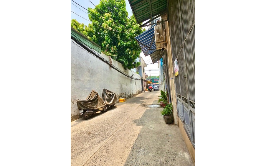 PHAN HUY ÍCH - GẦN TRƯỜNG CHINH - HẺM 4M- NHÀ 2 TẦNG MỚI ĐẸP - NGANG ĐẸP 4M x18M- NHỈNH 6 TỶ.