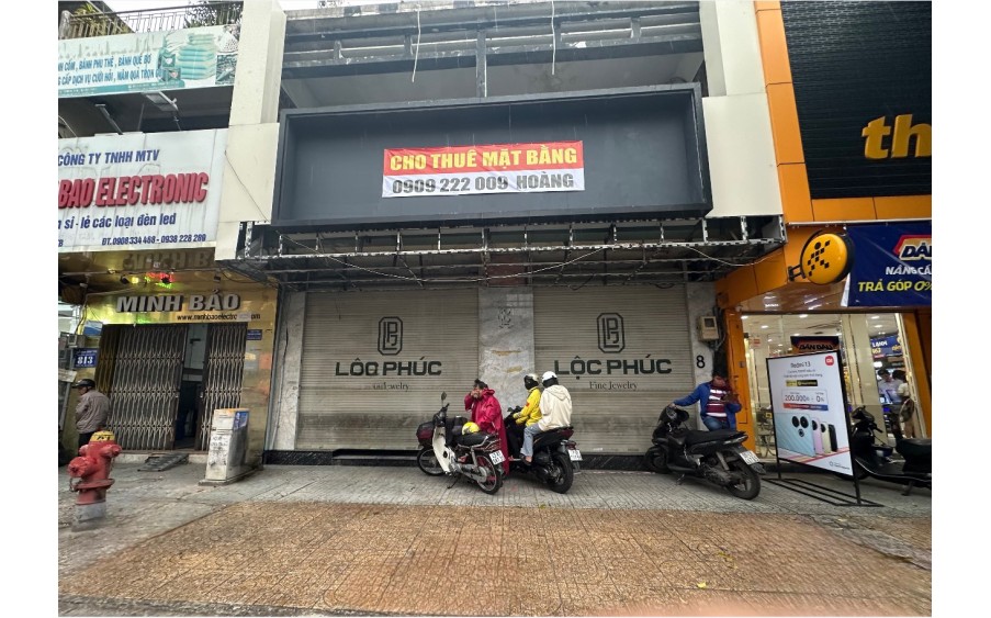 Cho thuê MB 8x23m CMT8, gần Công Viên Lê Thị Riêng